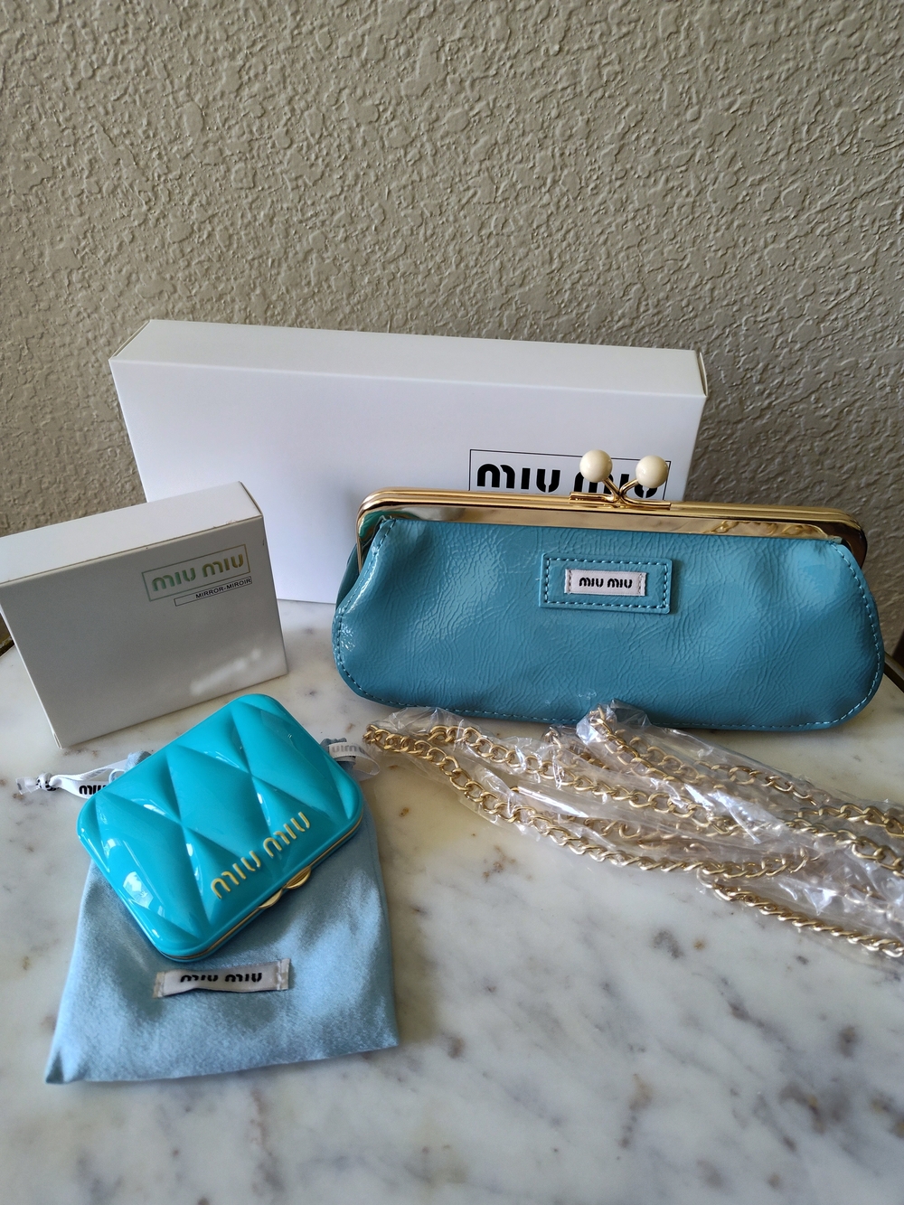 MIU MIU Turquoise Blue Mirror Miroir Compact Mirror Clutch Pochette Gift Set NIB